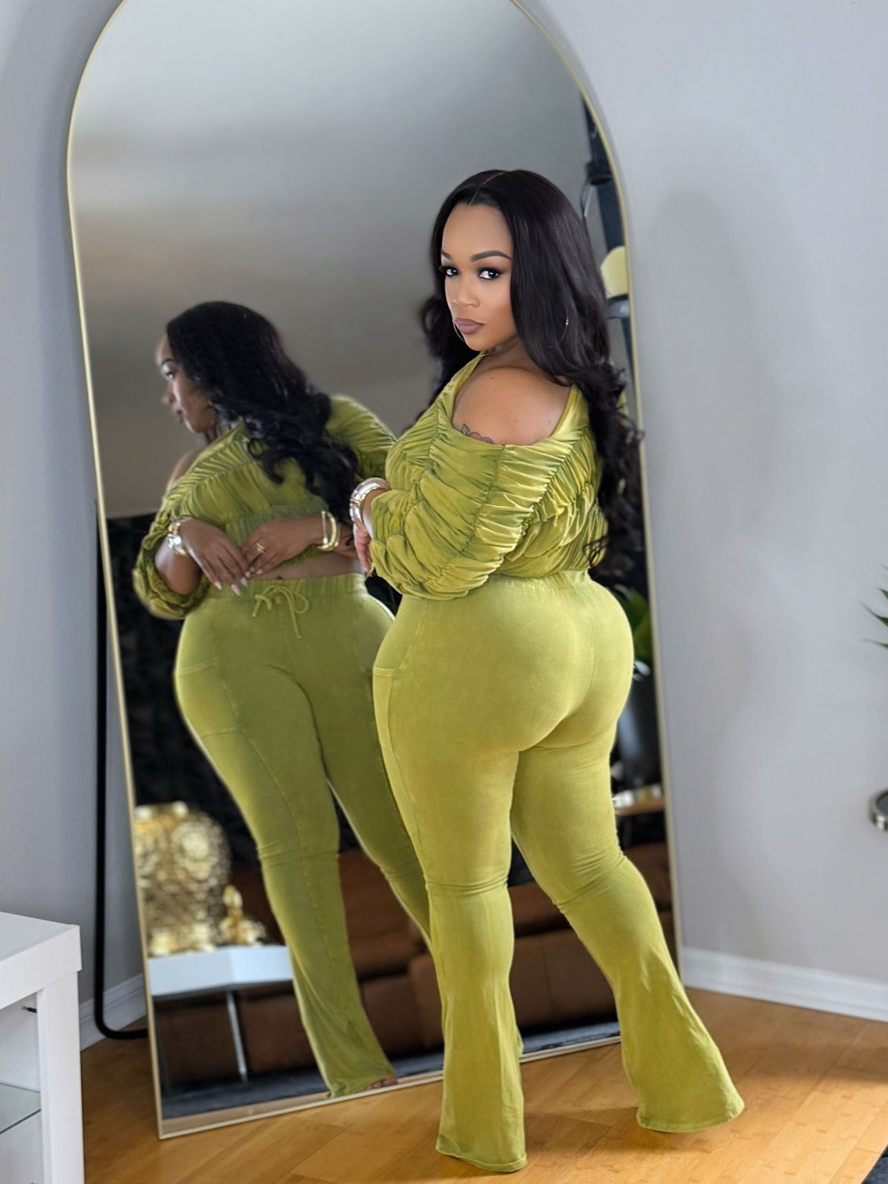 💋 The Off-Duty Diva Set – Distressed Off-Shoulder Two-Piece