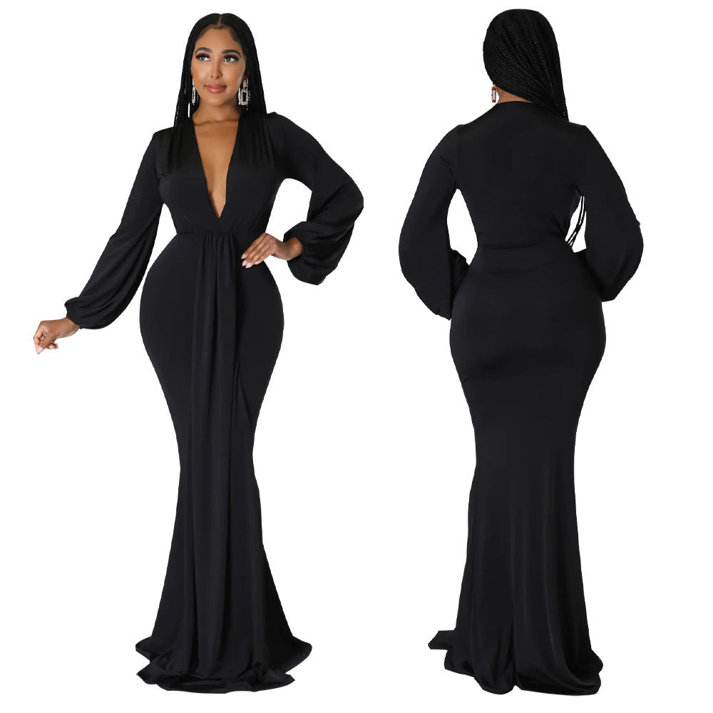 Midnight Allure – Deep V Long Sleeve Gown