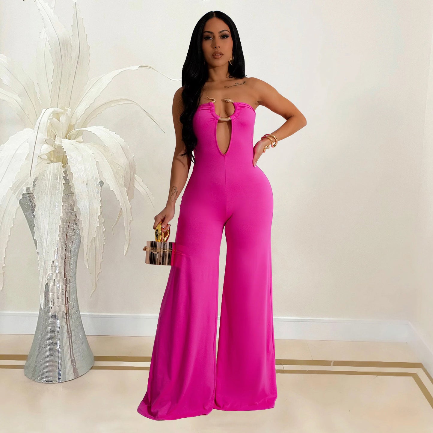 Off-Shoulder Luxe Jumpsuit – Sleek, Snatched & Statement-Making